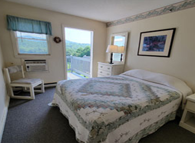 Deluxe Double Bedroom with Balcony